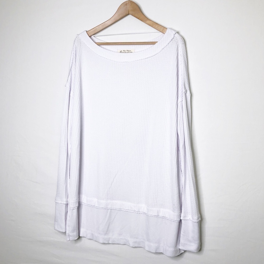 Free people with a free white North Shore thermal top - Picture 10 of 11